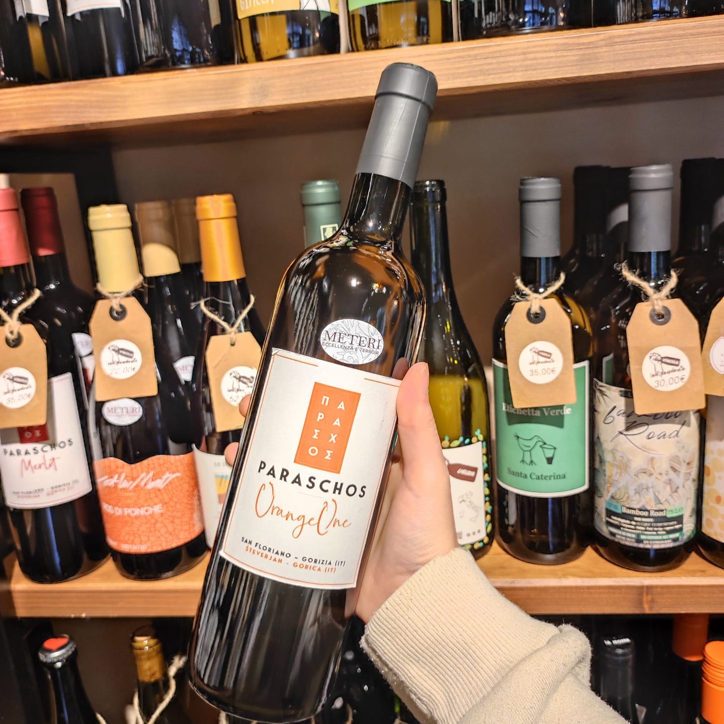 Orange One - Paraschos