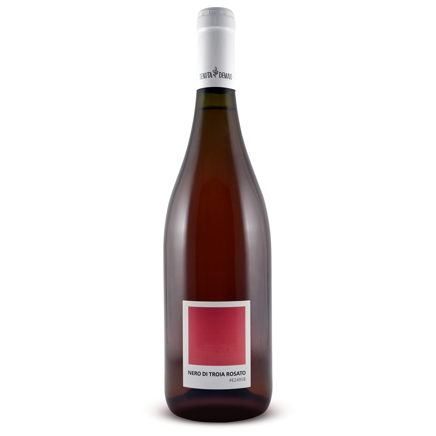 Calice di rosato da Nero di Troia – vino biologico pugliese Tenuta Demaio