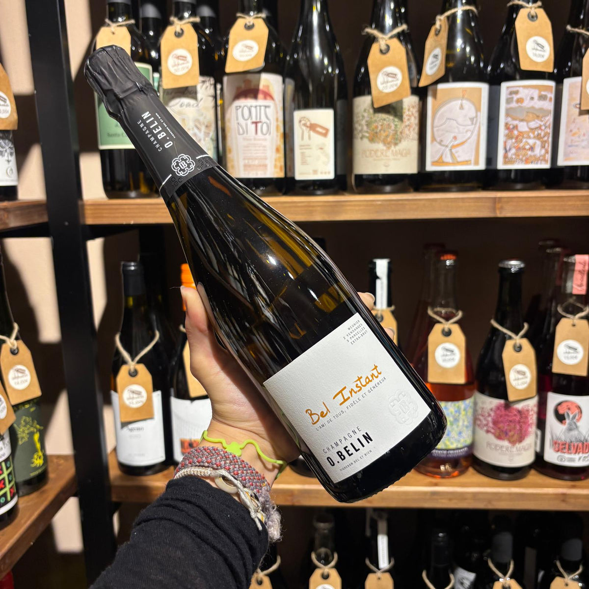 Bottiglia di Champagne Bel Instant Brut di O. Belin.