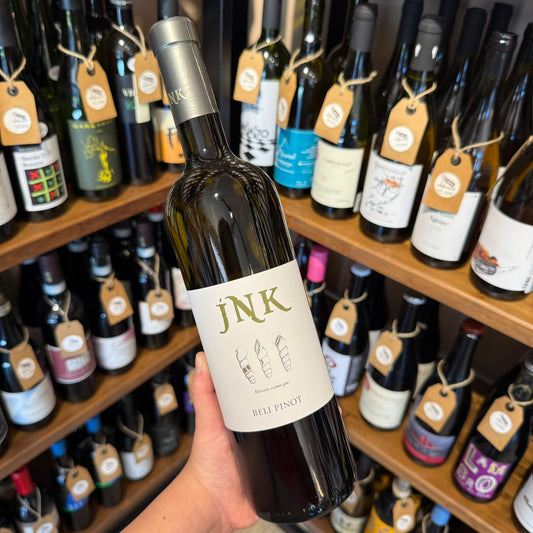 beli-pinot-jnk-bottiglia