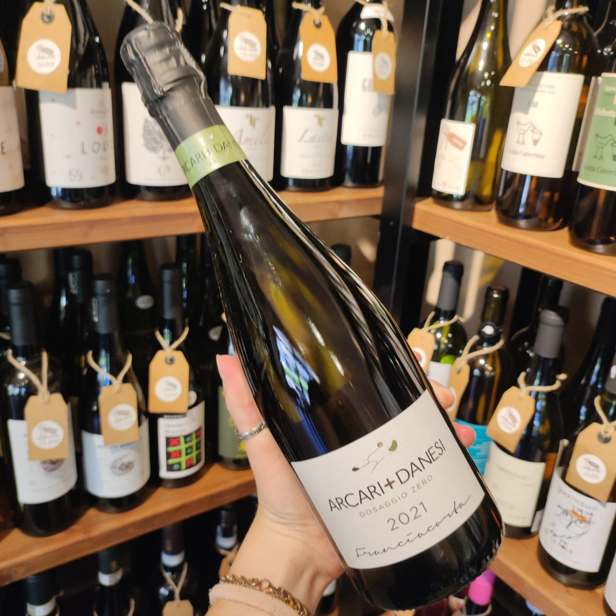 Bottiglia di Dosaggio Zero 2021 Franciacorta DOCG di Arcari + Danesi.