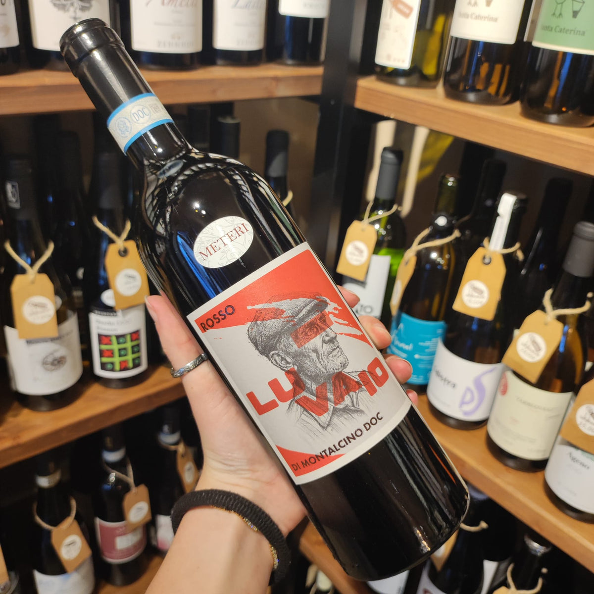 Bottiglia di Luvaio Rosso di Montalcino DOC 2023 di La Madonnina.