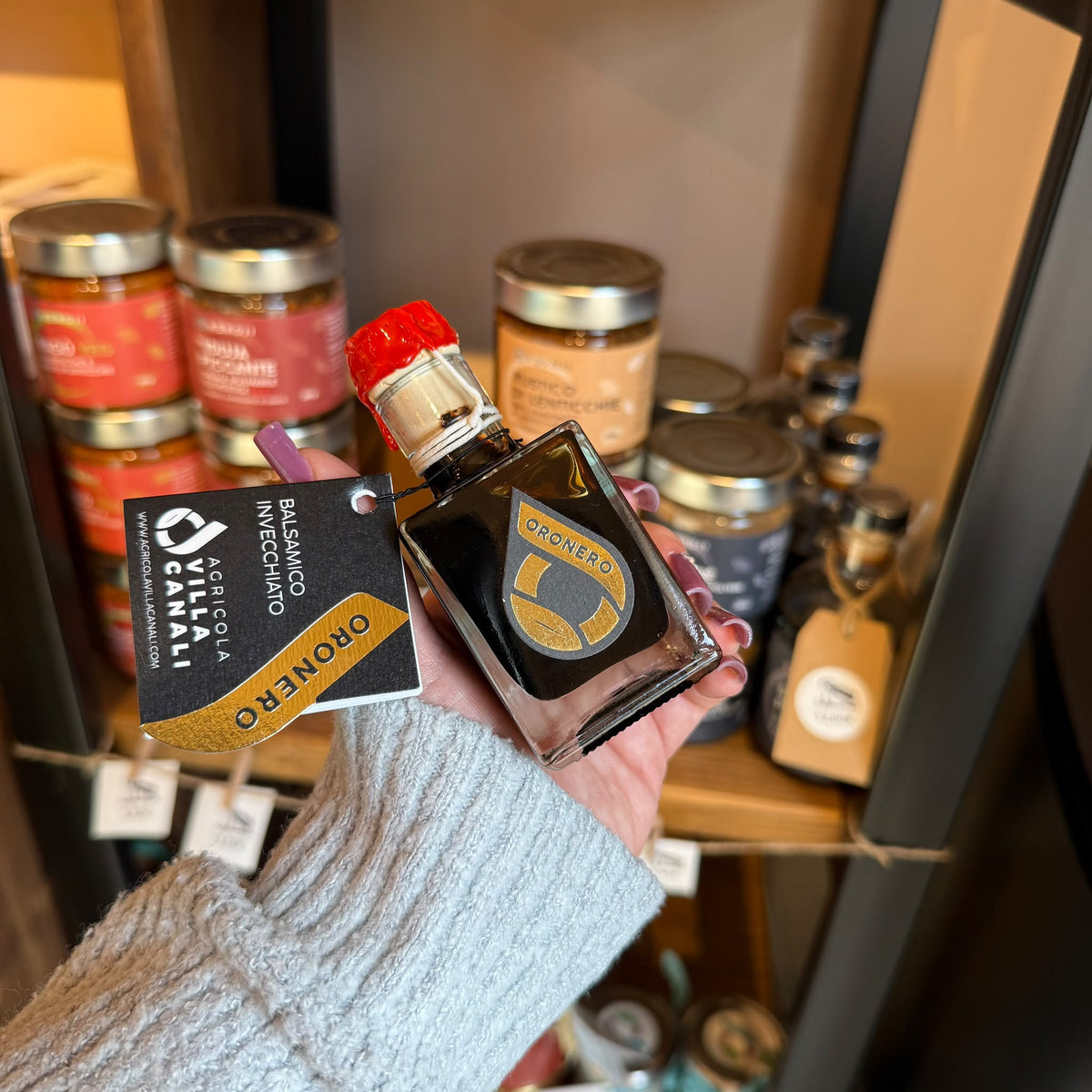 oronero_condimento_balsamico_agricola_villa_canali_bottiglia