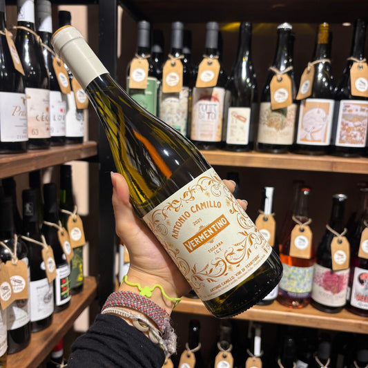 Bottiglia di Vermentino Toscana IGT di Antonio Camillo.